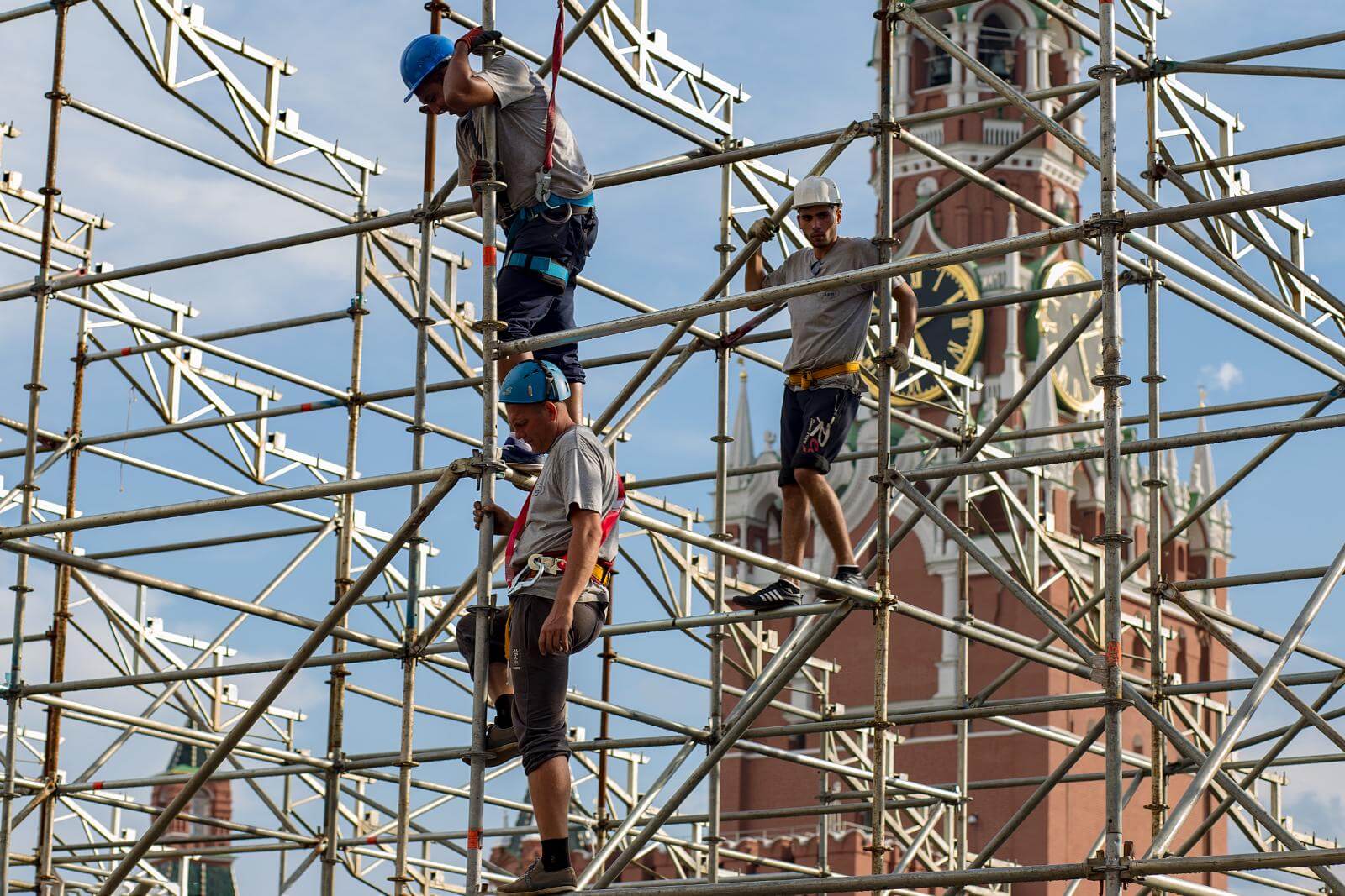 Scaffolding cost alternative